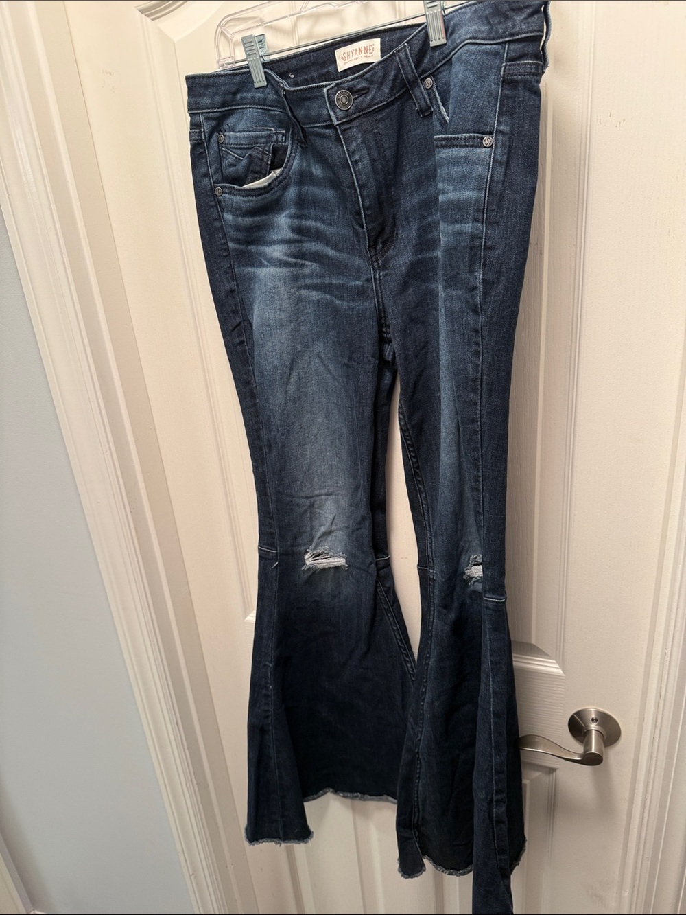Shyanne Dark Blue Flared Jeans with Knee Distress